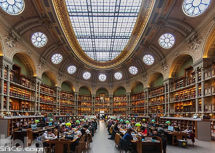 5 Min From Gare De Lest Lively & Cultural Area *